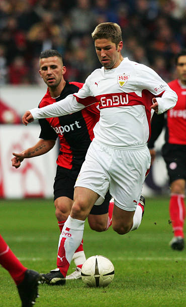 他们分别在 他们分别在