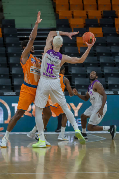 全能中场 全能中场