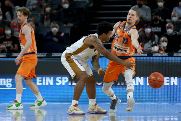 星与成熟球 星与成熟球